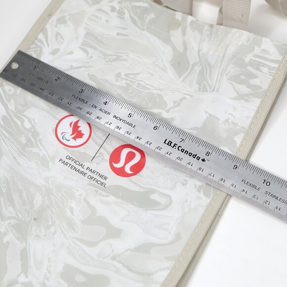 Lululemon Limited Edition Olympic Winter Marble Reusable Small Shopping Tote Bag - Picture 6 of 9